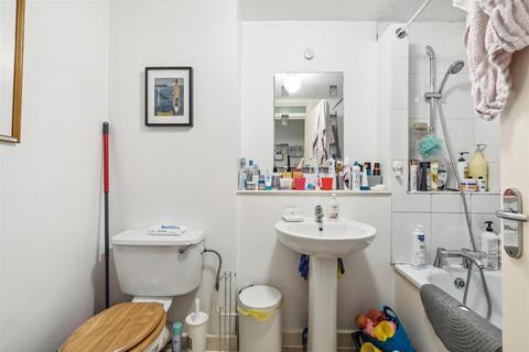 2, Jonathan Court Windmill Road, London, W4 1SA
