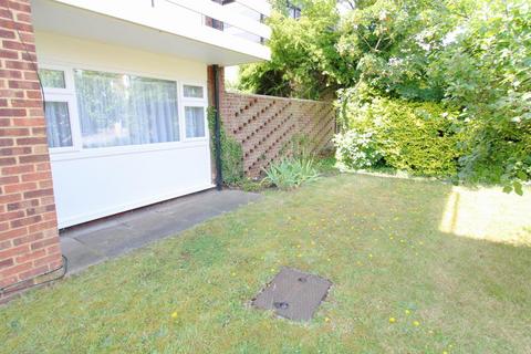 1 bedroom flat for sale, Crook Log, Bexleyheath