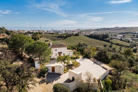 6 bedroom villa, Estepona, Malaga, Spain