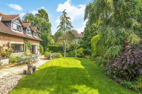 5 bedroom detached house for sale, Rossett Beck Close, Harrogate, HG2