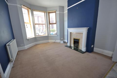 3 bedroom terraced house for sale, East Park Avenue, Hull HU8