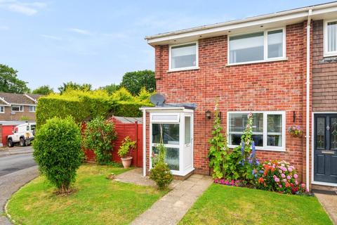 3 bedroom end of terrace house for sale, Glebelands, Pulborough, West Sussex