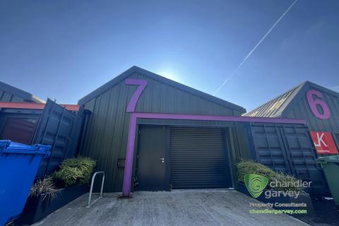 Industrial unit to rent, Bellfield Road, High Wycombe HP13