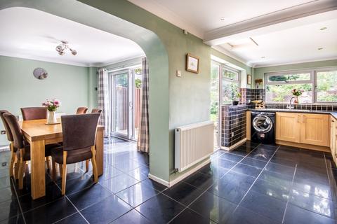 30 Jacomb Close, Lower Broadheath, Worcester, WR2 6SQ