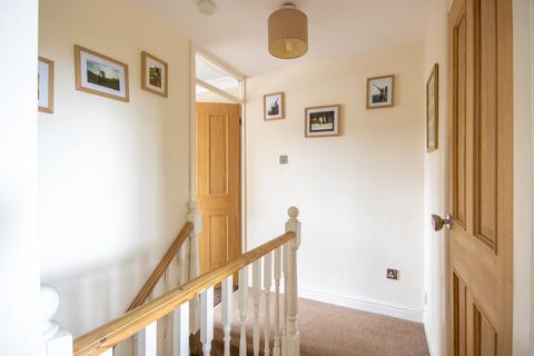 30 Jacomb Close, Lower Broadheath, Worcester, WR2 6SQ