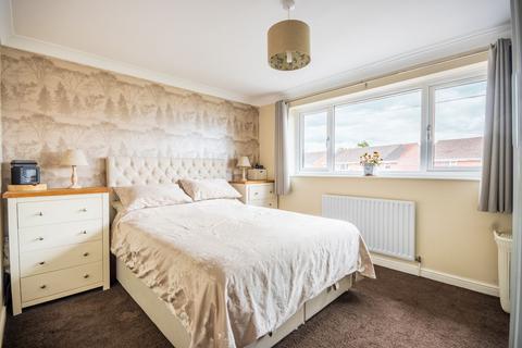30 Jacomb Close, Lower Broadheath, Worcester, WR2 6SQ
