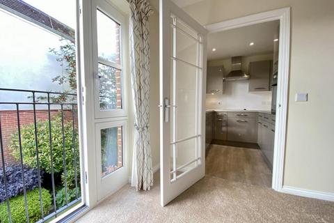 2 bedroom apartment for sale, King Edgar Lodge, Ringwood, BH24 1DH