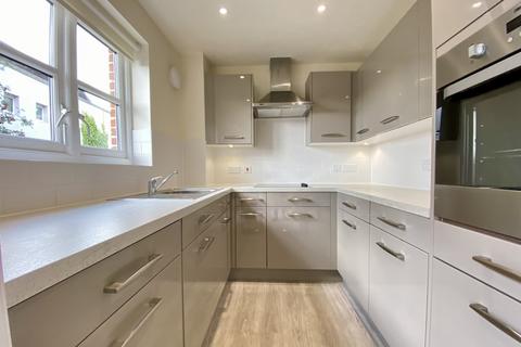 2 bedroom retirement property for sale, King Edgar Lodge, Ringwood, BH24