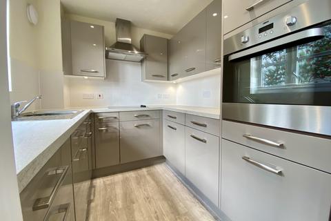 2 bedroom retirement property for sale, King Edgar Lodge, Ringwood, BH24