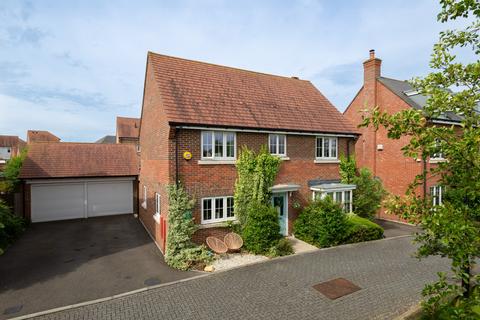 4 bedroom detached house for sale, Song Thrush Drive, Finberry