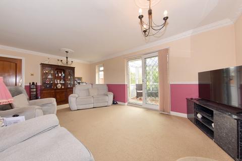 18 Adwalton Green, Drighlington, Bradford, BD11 1BT