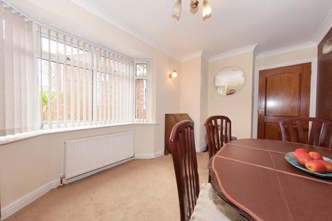 18 Adwalton Green, Drighlington, Bradford, BD11 1BT