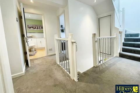 55 Broadstone Road, Hornchurch, RM12 4AH