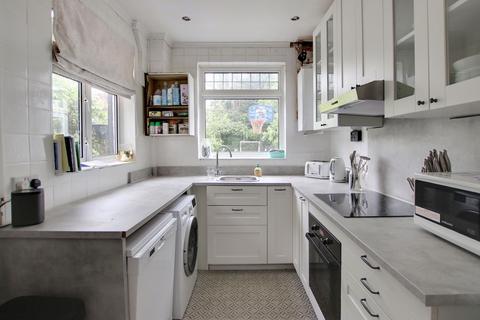 224 Devonshire Way, Croydon, CR0 8BX