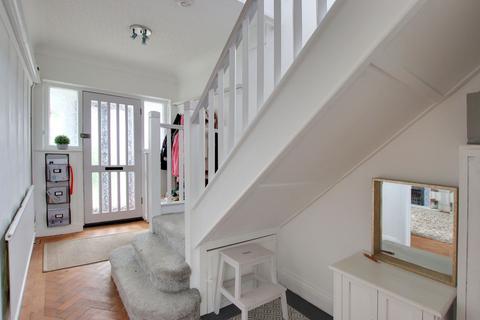 224 Devonshire Way, Croydon, CR0 8BX