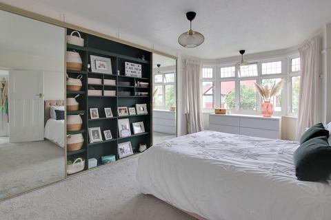 224 Devonshire Way, Croydon, CR0 8BX