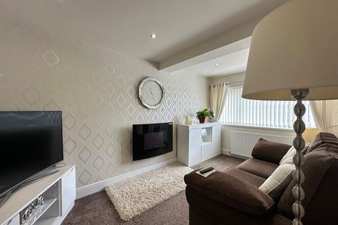 5 Barmhouse Close, Hyde, SK14 3DA