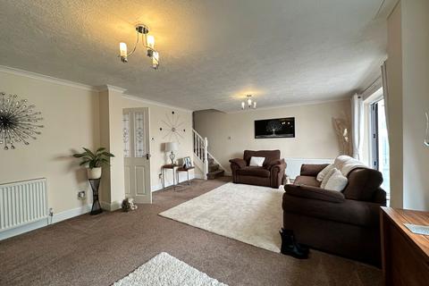 5 Barmhouse Close, Hyde, SK14 3DA