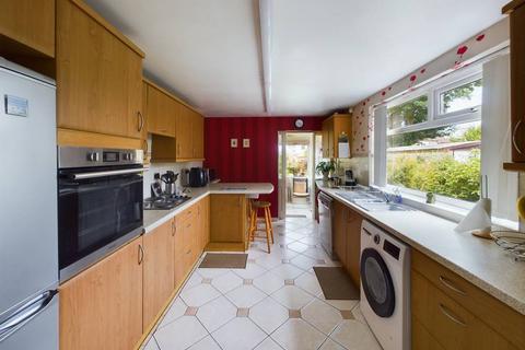 3 bedroom end of terrace house for sale, Clifford Avenue, HU8