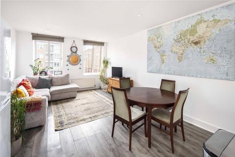 2 bedroom flat for sale, Market Court, 261 Hoxton Street, London, N1