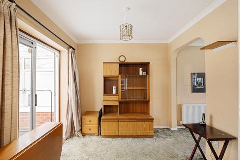 20 Struttons Avenue, Northfleet, Gravesend, DA11 7EJ