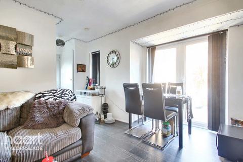 1 bedroom end of terrace house for sale, Christie Close, Chatham