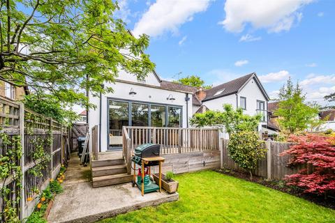 3 bedroom detached house for sale, Amy Road, Oxted RH8