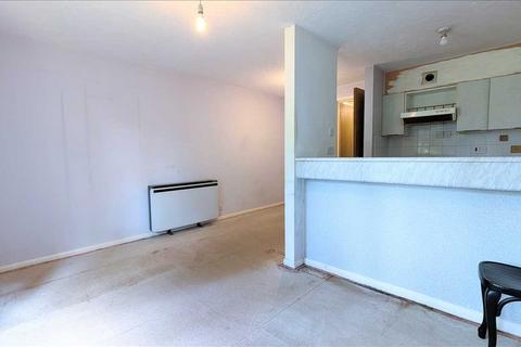 Flat 27, Lister Court Pasteur Close, London, NW9 5HZ