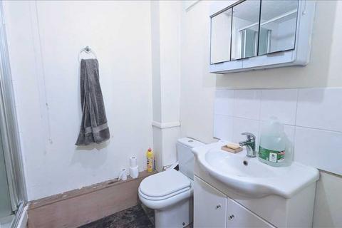 Flat 27, Lister Court Pasteur Close, London, NW9 5HZ