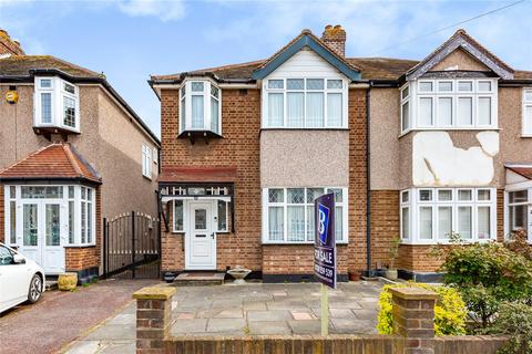 3 bedroom semi-detached house for sale, Chester Avenue, Upminster, RM14