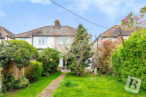 3 bedroom semi-detached house for sale, Chester Avenue, Upminster, RM14