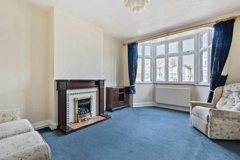 18 Montrose Gardens, Sutton, SM1 3BZ