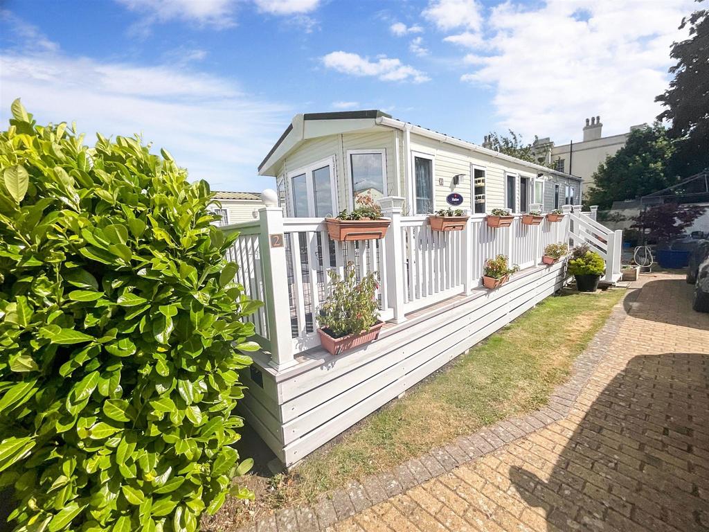 Eastern Road, Portsmouth, Hampshire 2 bed mobile home for sale £45,000