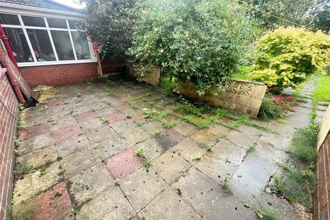 33 Downshaw Road, Ashton-under-lyne, OL7 9QL