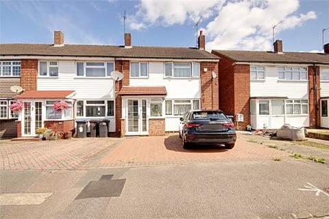 3 bedroom semi-detached house for sale, Baynes Close, Enfield, EN1