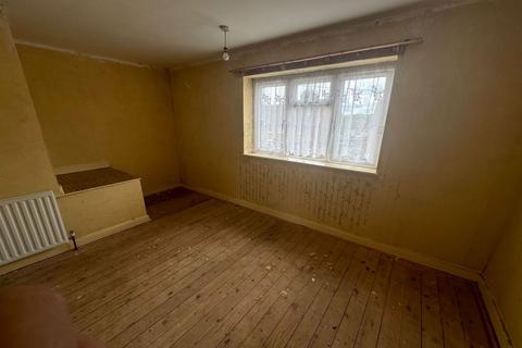 3 bedroom semi-detached house for sale, Patricia Crescent, Dudley, West Midlands