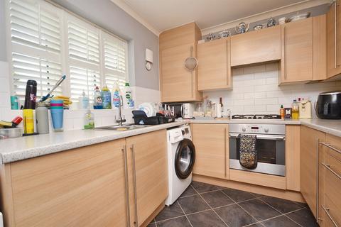 3 bedroom end of terrace house for sale, Amesbury