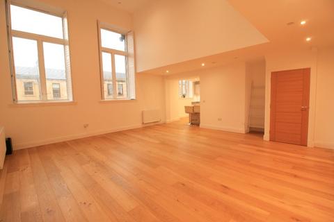 2 bedroom flat to rent, Cecil Street, Glasgow G12