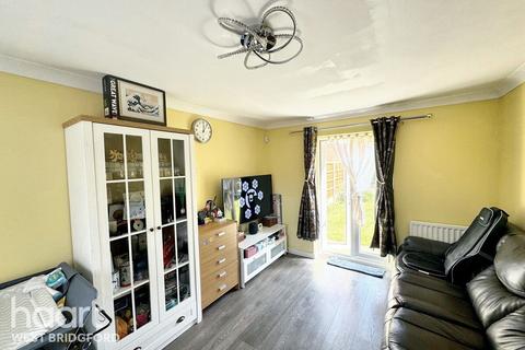 3 bedroom end of terrace house for sale, Woodhouse Gardens, Ruddington