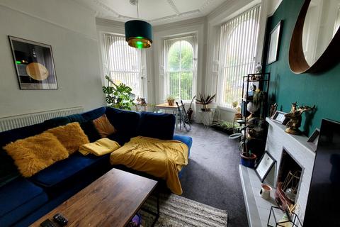 2 bedroom apartment to rent, Atlantic Road, Weston-Super-Mare, North Somerset, BS23