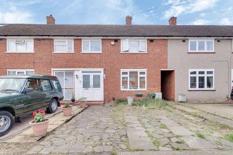 3 bedroom terraced house for sale, Usk Road, Aveley RM15