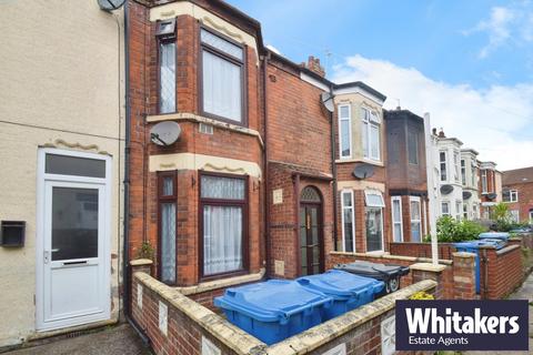 2 bedroom terraced house to rent, Belle Vue, Middleburg Street, Hull, HU9