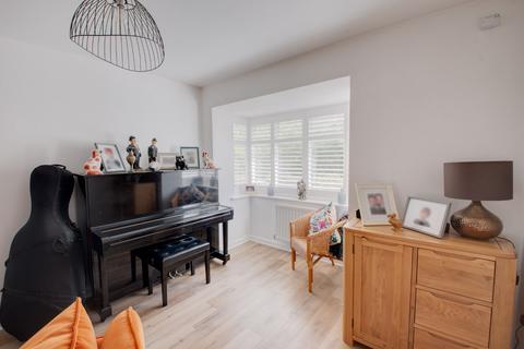 7 Cowslip Close, Catshill, Bromsgrove, B61 0GF