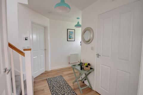 7 Cowslip Close, Catshill, Bromsgrove, B61 0GF