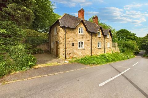 3 bedroom cottage for sale, Well Lane, Higham DE55