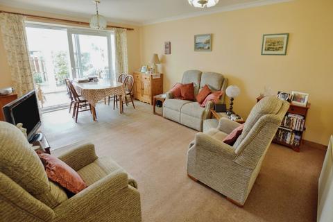 2 bedroom semi-detached bungalow for sale, 29 Dalmahoy Way, Kilwinning, KA13 6QF