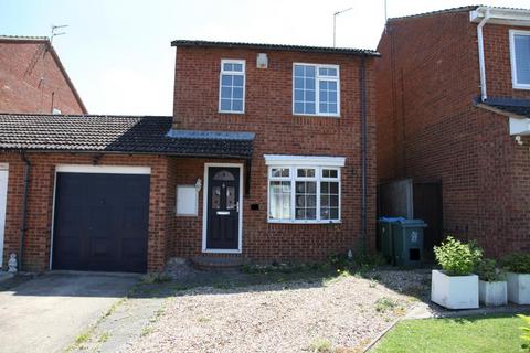 3 bedroom link detached house to rent, Aylesbury,  BUCKS,  HP19