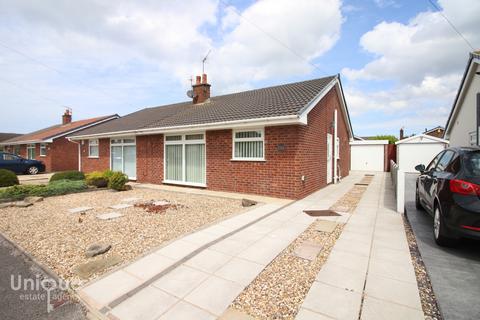 2 bedroom bungalow for sale, East Pines Drive,  Thornton-Cleveleys, FY5