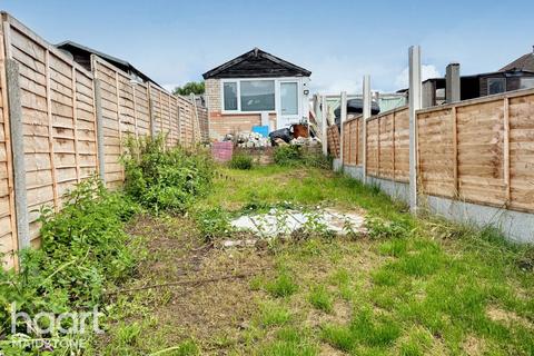 2 bedroom terraced house for sale, Tonbridge Road, Maidstone