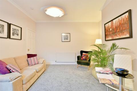 2 bedroom flat for sale, Hewitson Terrace, Gateshead